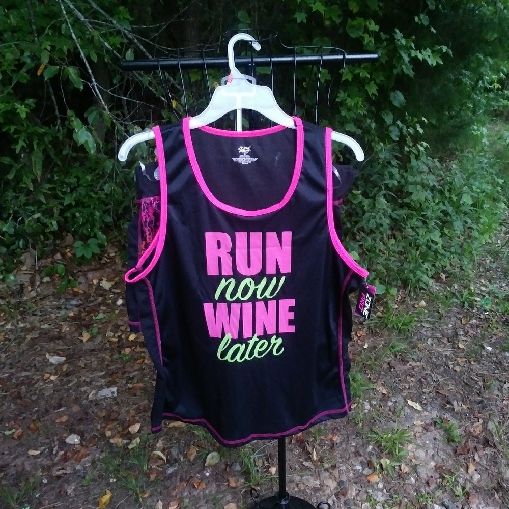 New w/tag Zone Pro 2 piece outfit